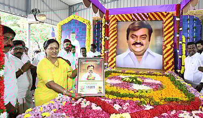 தமிழ்நாட்டில் கூட்டணி அமைச்சரவை உருவாக வாய்ப்பு: பிரேமலதா விஜயகாந்த்