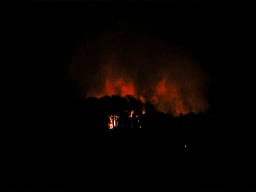 கேரளம்: வெங்காய லாரியில் வெடிபொருள்கள் குவியல்