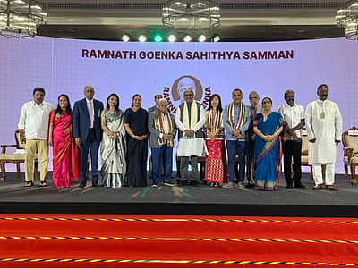 ராம்நாத் கோயங்கா சாகித்திய சம்மான் விருது வழங்குவிழா - புகைப்படங்கள்