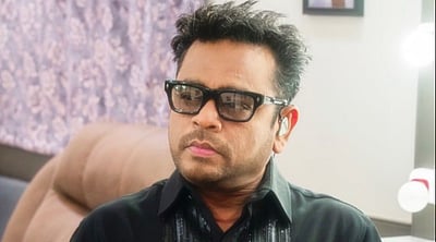 புதிய தோற்றத்தில் ஏ. ஆர். ரஹ்மான்!
