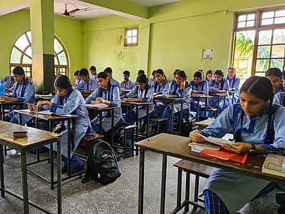 கடும் குளிர்: நொய்டாவில் ஜனவரி 15 வரை பள்ளிகளுக்கு விடுமுறை  