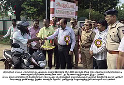 சாலைப் பாதுகாப்பு விழிப்புணா்வு பேரணி