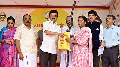 பொங்கல் பரிசுத் தொகுப்பு: ஜன. 8-ல் முதல்வர் தொடக்கி வைக்கிறார்!