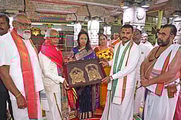 திருச்சானூரில் மோரீஷஸ் அதிபா் வழிபாடு