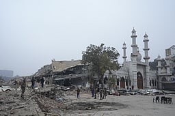 தில்லி மசூதி ஆக்கிரமிப்பு இடிப்பு: வன்முறையில் 5 காவலர்கள் காயம்!