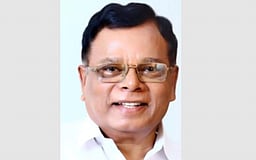 தஞ்சை பல்கலைக்கழக இணையதளத்தில் எம்ஜிஆா் பெயரை நீக்கியதற்கு கண்டனம்