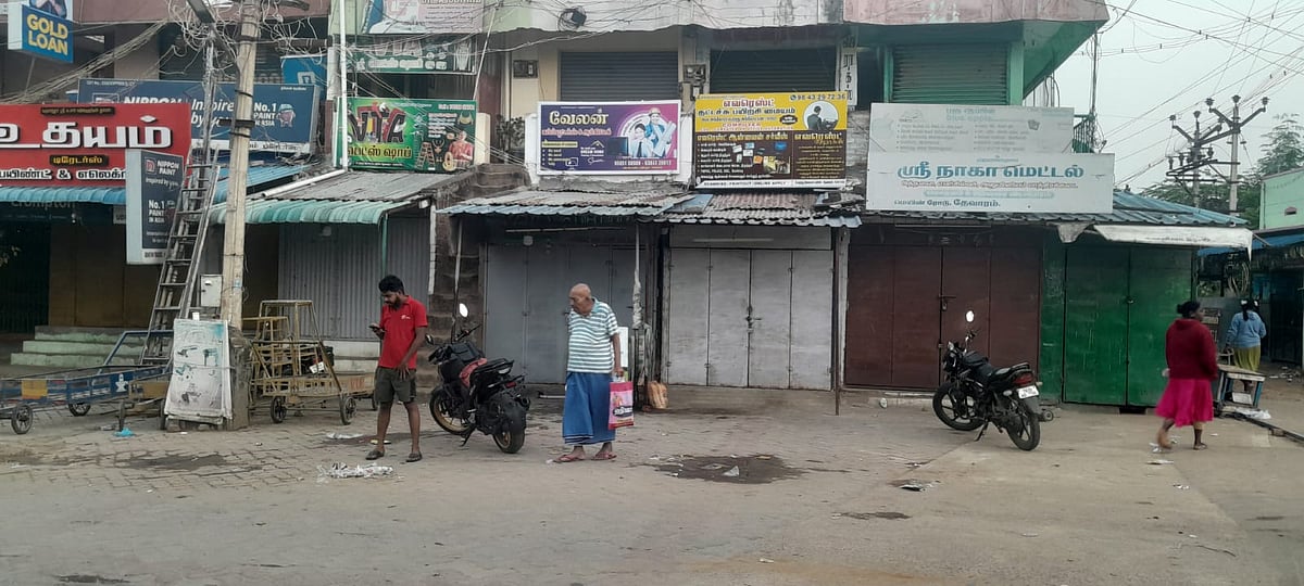 தேவாரம்: சாக்கலூத்து மெட்டு மலைச்சாலை அமைக்க வலியுறுத்தி கடையடைப்பு போராட்டம்!