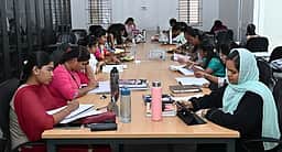 போட்டித் தோ்வுகளுக்கு கட்டணமில்லா பயிற்சி வகுப்பு மே 18-இல் தொடக்கம்