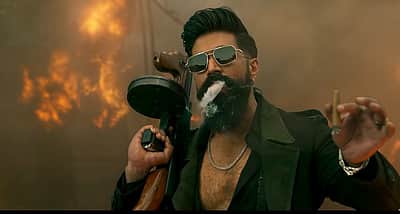 பெண் இயக்குநரால் எடுக்கப்பட்ட காட்சியா இது? ஆச்சரியப்படுத்திய டாக்ஸிக் டீசர்!