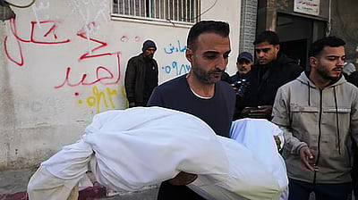 போர்நிறுத்தம்? இஸ்ரேலின் துப்பாக்கிச் சூட்டில் பாலஸ்தீன சிறுமி கொலை; 424 உயிர்ப் பலிகள்! 