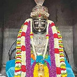 பிள்ளைப்பேறு அருளும் பாண்டி முனீஸ்வரர்