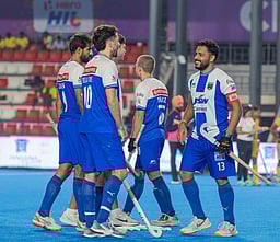 ஜேஎஸ்டபிள்யு சூா்மா கிளப் த்ரில் வெற்றி