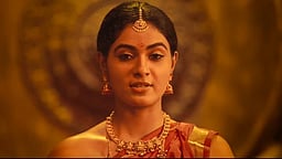 நெருப்பில் இருந்து பிறந்தவள்... திரௌபதி 2 பட க்ளிம்ஸ் விடியோ! 