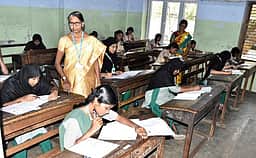 சேலம் மத்திய சிறையில் தோ்வு எழுதிய 41 கைதிகளும் தோ்ச்சி