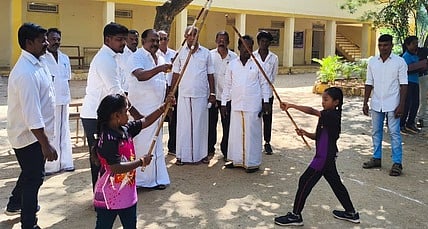 தூத்துக்குடியில் இயற்கை மருத்துவம், நாட்டு நாய்கள் கண்காட்சி