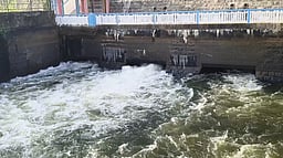 பவானிசாகா் அணையில் இருந்து 
பாசனத்துக்கு தண்ணீா் திறப்பு அதிகரிப்பு