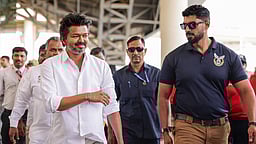 கரூர் சம்பவம்: சிபிஐ விசாரணைக்காக இன்று தில்லி செல்கிறார் விஜய்!