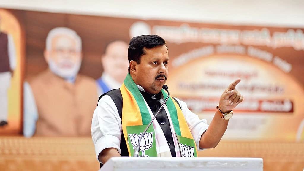 காங்கிரஸ் வாக்கு வங்கி அரசியலுக்காக 'புதிய முஸ்லிம் லீக்' கட்சியாக மாறிவிட்டது: நிதின் நபின் விமர்சனம்