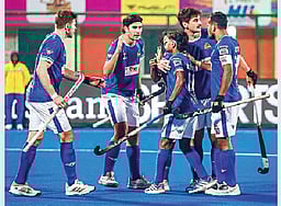 பெங்கால் டைகா்ஸிடம் வீழ்ந்தது தமிழ்நாடு டிராகன்ஸ்