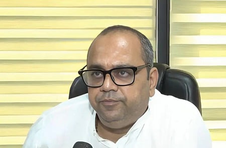 இணையதளத்தில் தகவல்களைப் புதுப்பிக்க அரசு துறைகளுக்கு உத்தரவு