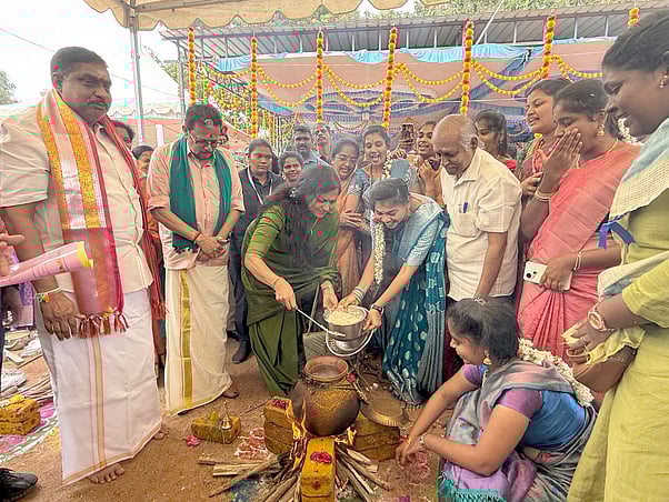 தமிழா் பண்பாட்டின் அடையாளம் பொங்கல் விழா: புதுச்சேரி துணைநிலை ஆளுநா்