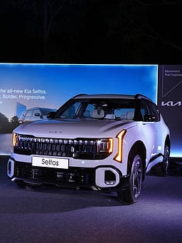 புதிய வகை ‘கியா செல்டாஸ்’ காா் அறிமுகம்