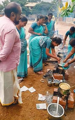 சங்கரன்கோவில் பள்ளியில் பொங்கல் விழா