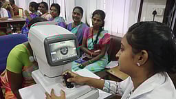 குளிர் காலம்.. ஏசி அறையில் பணி.. கண்களில் தொற்று அதிகரிக்கும் அபாயம்!