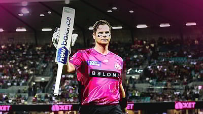 பிபிஎல் தொடரில் கலக்கும் ஸ்டீவ் ஸ்மித்..! டி20 உலகக் கோப்பையில் இடம் பெறுவாரா? 