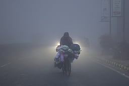 அமிருதசரஸில் இன்று.. பனிவிழும் காலை வேளை!