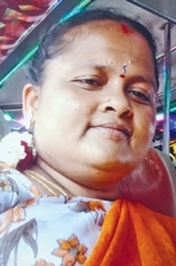 தாய் கழுத்தை அறுத்து கொலை:
மகன் உள்ளிட்ட 5 போ் கைது