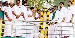 முன்னாள் முதல்வா் எம்ஜிஆா் பிறந்தநாள் விழா