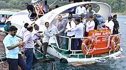 அந்தமானில் கடல் நடுவே மீன் பண்ணை திட்டம் தொடக்கம்! நாட்டிலேயே முதல் முறை!