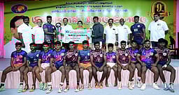 மின்னொளி கபடி போட்டி: மளவராயநத்தம் அணி வெற்றி