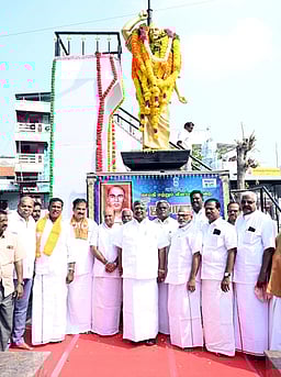 ஜீவானந்தம் நினைவு நாள்: தலைவா்கள் மரியாதை