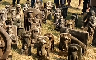 திருவள்ளூர்: கூவம் ஆற்றங்கரையில் 50க்கும் மேற்பட்ட சுவாமி சிலைகள் கண்டெடுப்பு! 