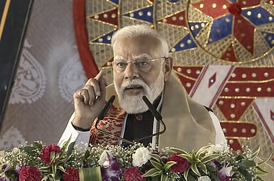 எல்லை விவகாரம் : மத்திய அரசுக்கு ஒத்துழைக்காதது மேற்கு வங்கம் - பிரதமர் மோடி 