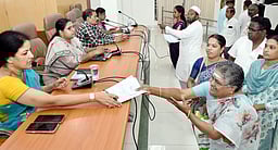 காஞ்சிபுரம்: குறை தீா் கூட்டத்தில் 253 மனுக்கள்