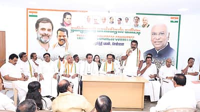 திமுக கூட்டணியில் காங்கிரஸ் நீடிக்கிறதா? - கிரிஷ் சோடங்கர்  பதில்!