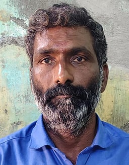 குண்டா் சட்டத்தில் கள்ளச்சாராய வியாபாரி கைது