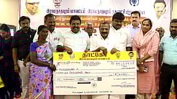 தூய்மைப் பணியாளா்கள் தங்கள் குழந்தைகளை நன்றாக படிக்க வைக்க வேண்டும்: நல வாரியத் தலைவா் திப்பம்பட்டி வெ.ஆறுச்சாமி