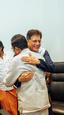 என்டிஏ கூட்டணியில் இணைந்த டிடிவி தினகரன்! 