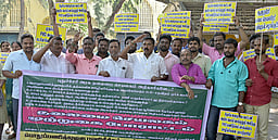 தலைமைச்செயலக முற்றுகை முயற்சி - 60 போ் கைது