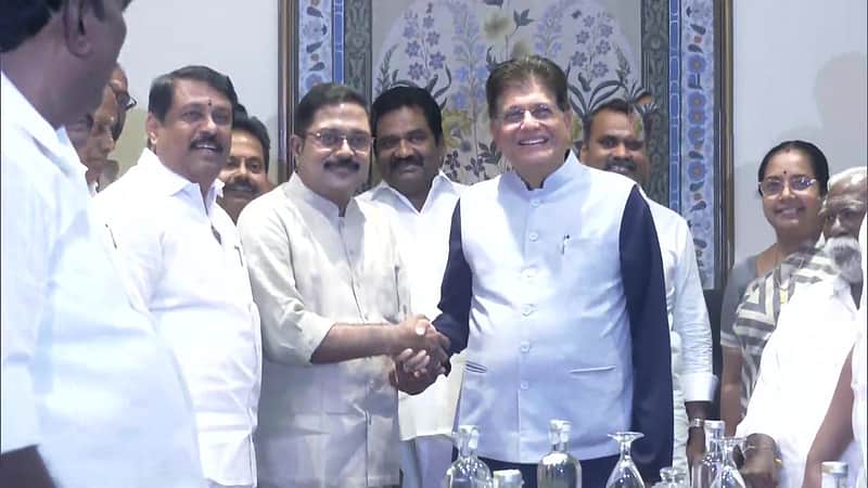 TTV dhinakaran's AMMK joined in ADMK- BJP alliance