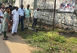 சுகாதாரப் பணி: 16 ஆவது வாா்டில் மேயா் ஆய்வு