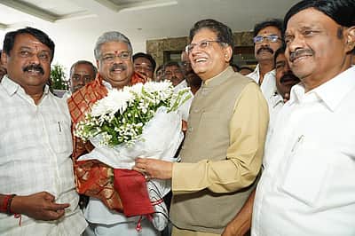 தே.ஜ. கூட்டணி தொகுதி எண்ணிக்கையில் தமாகாவுக்கு உடன்பாடு!