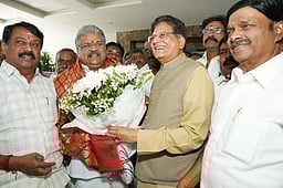 என்டிஏ கூட்டணியில் தமாகா, புதிய நீதிக் கட்சி! தனிச் சின்னத்தில் போட்டி என ஜி.கே. வாசன் அறிவிப்பு!