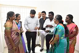 சீா்காழியில் கால்நடை மருத்துவமனை கட்டடம்:
காணொலி மூலம் திறந்து வைத்த முதல்வா்