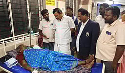 ஆட்டோ-பேருந்து மோதல்: 6 பெண்கள் காயம்