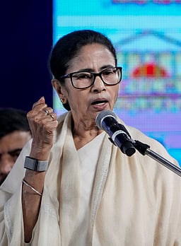 எஸ்ஐஆா் மன அழுத்தத்தால் 110 போ் இறப்பு - மம்தா குற்றச்சாட்டு